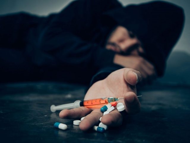 How to overcome drug abuse? Let’s find out!